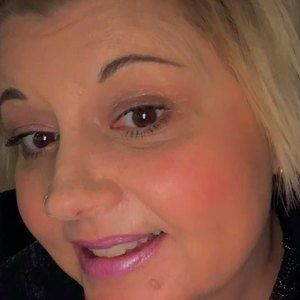 Meet your Posher, Sherry